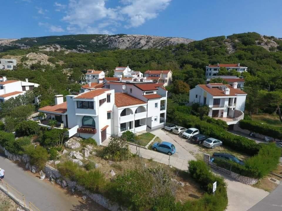 Domagoj D&D, Baska Daire Dış mekan fotoğraf